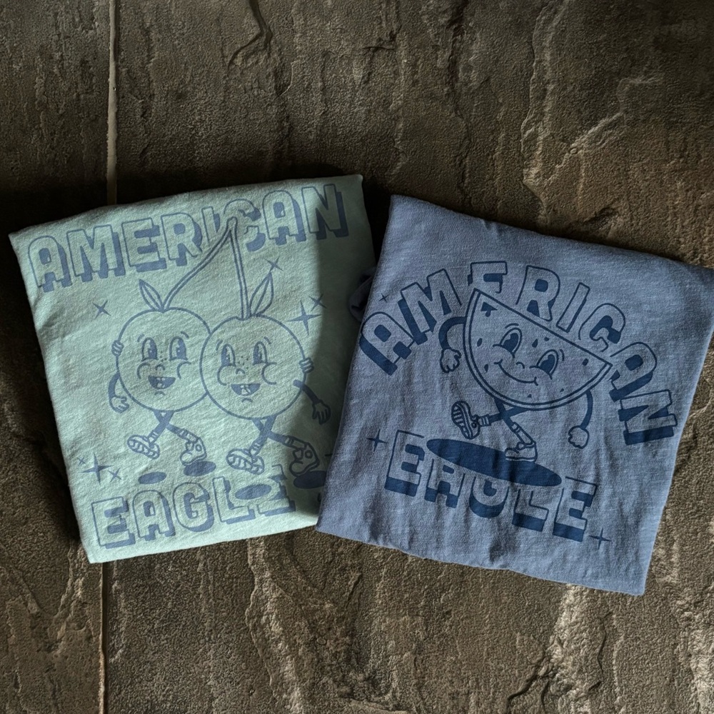 2 New American Eagle Tee Shirts